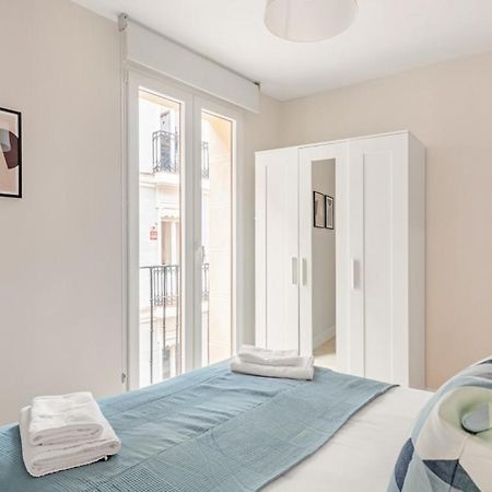 2 Bedrooms 1 Bathroom Furnished - Las Letras - Bright - Mintystay Madrid Kültér fotó