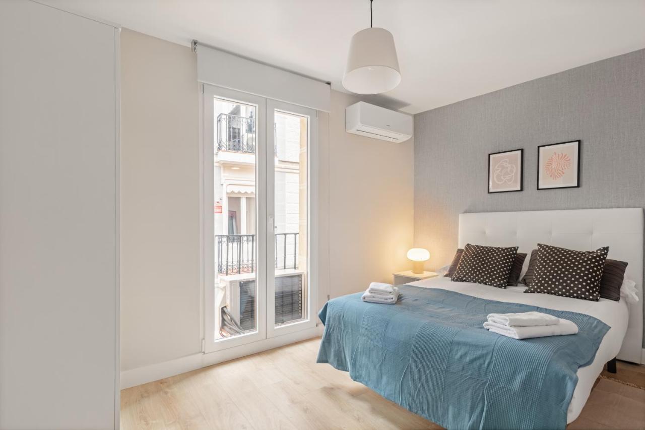 2 Bedrooms 1 Bathroom Furnished - Las Letras - Bright - Mintystay Madrid Kültér fotó