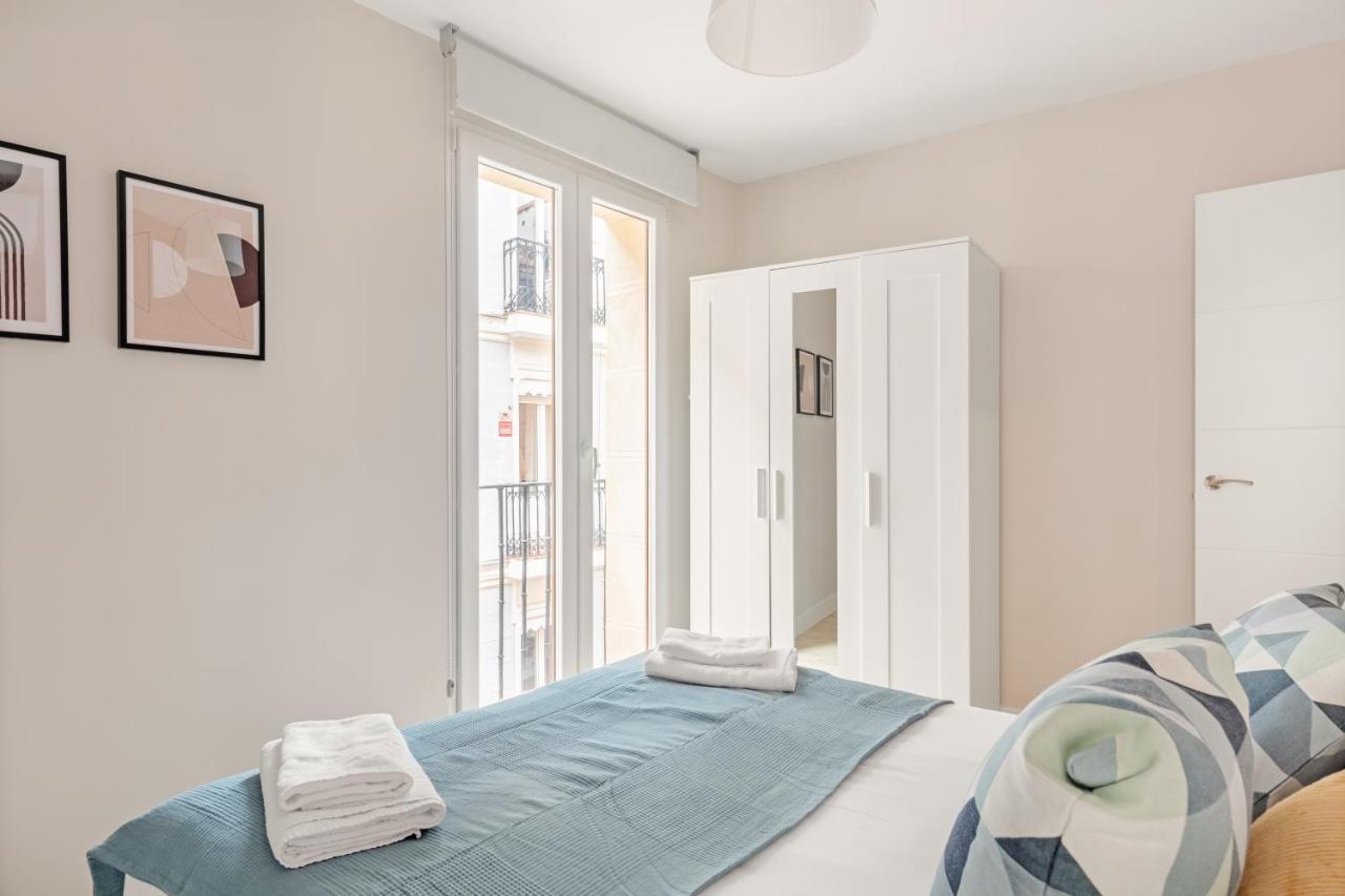 2 Bedrooms 1 Bathroom Furnished - Las Letras - Bright - Mintystay Madrid Kültér fotó